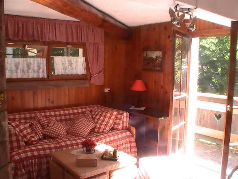 Gite De La Baerenbach Haselbourg Exterior foto